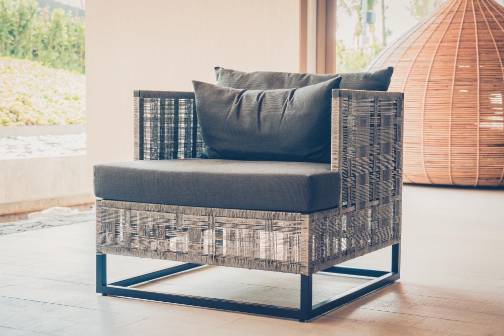 Al Fresco Elegance: Unveiling Outdoor Furniture Tips and Trends in the UAE