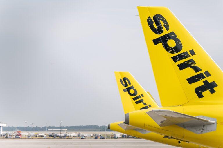 Group Travel with Friends On Spirit Airlines
