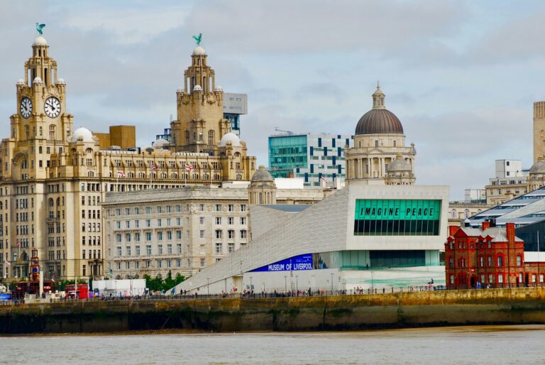 Navigate Liverpool UK like a Local: 5 Travel Hacks for Business Travellers
