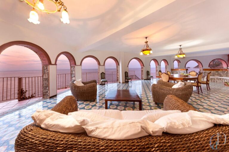 Book Luxury Villa Amalfi Coast